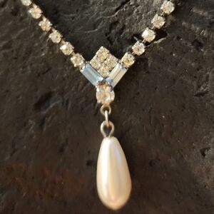 Art Deco Beautiful Necklace.